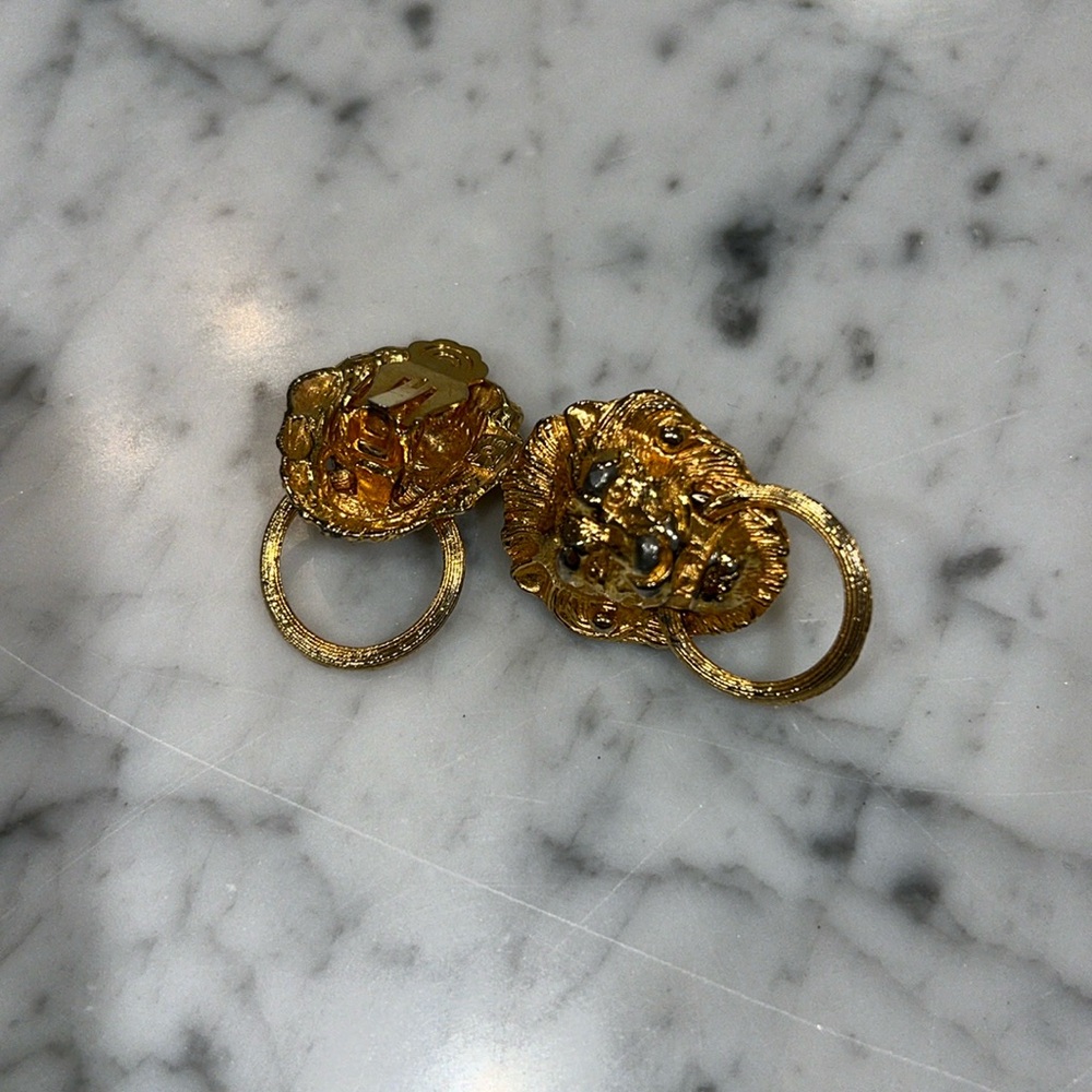 Vintage lion door knob clip on earrings